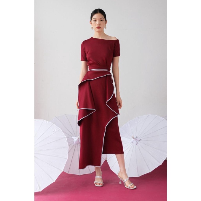 New At Vezzo - Alexa Wrap Long Dress Maroon Stok Terbatas