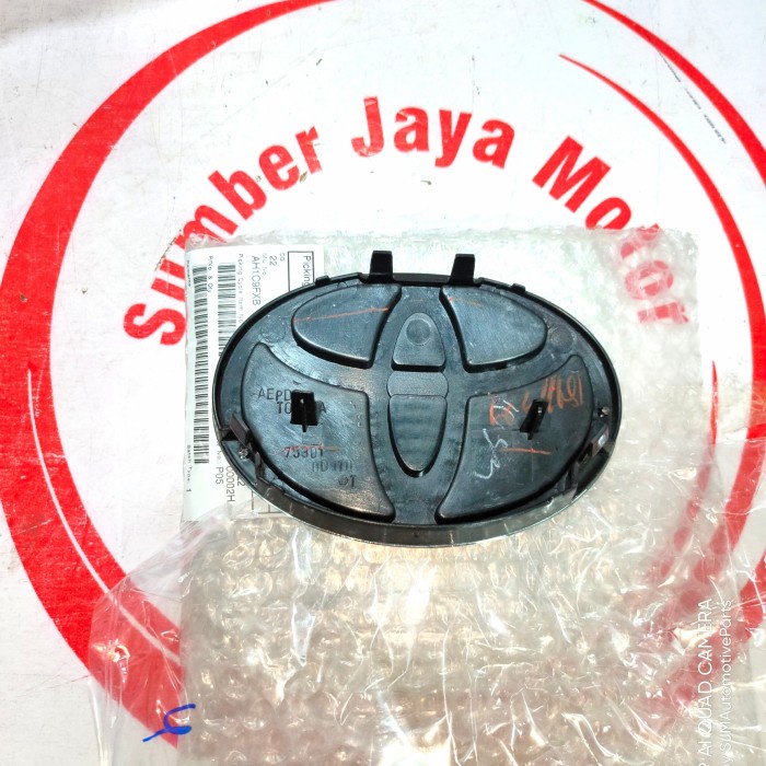 Emblem toyota vios logo toyota vios logo grill depan ORISINIL  star