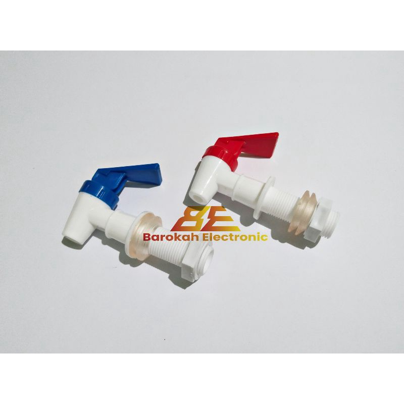 Sepasang Kran Guci | Kran Air Minum Model Guci