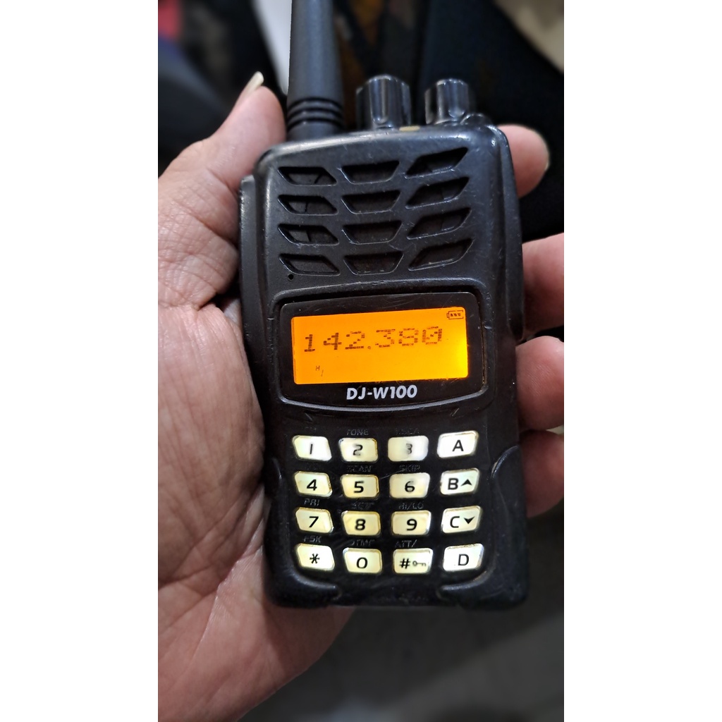 Ht Alinco Dj W100 Original Alinco Dj W100 Frekuensi Vhf   Ht Alinco W100 Normal TX dan RX ok Power s