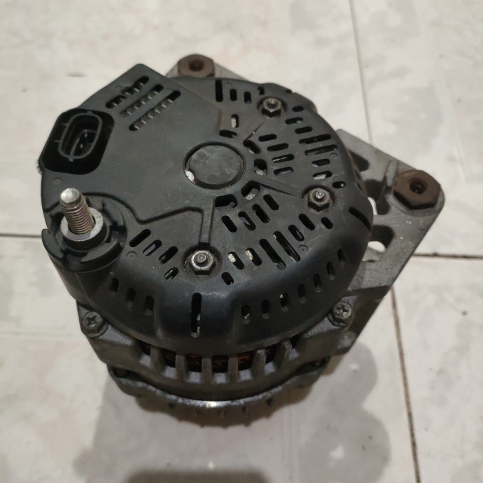 Alternator Dinamo Amper Xtrail T30 Serena C24