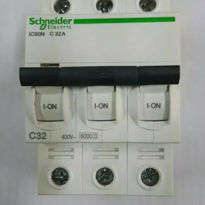 Mcb Schneider 3P 32A Ic60N C60N C 60 N 32 A