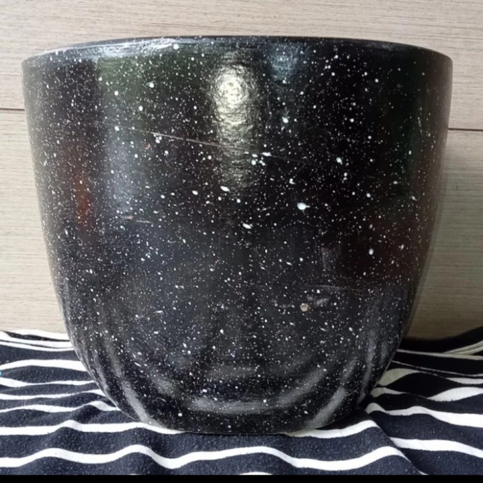 Promo Pot Bunga Keramik Besar No 1/Pot Gerabah Motif Terbaru