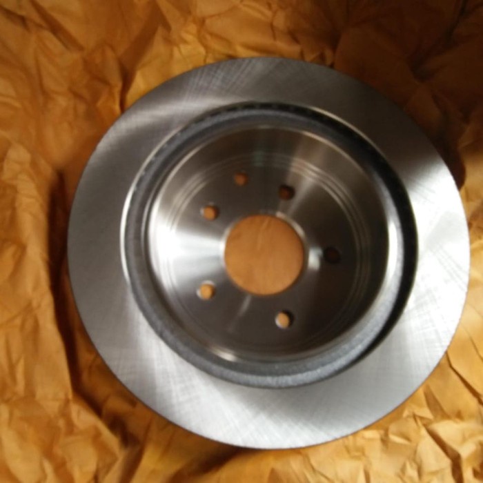 Disc Brake Belakang Xtrail T30 T31 OEM Quality star