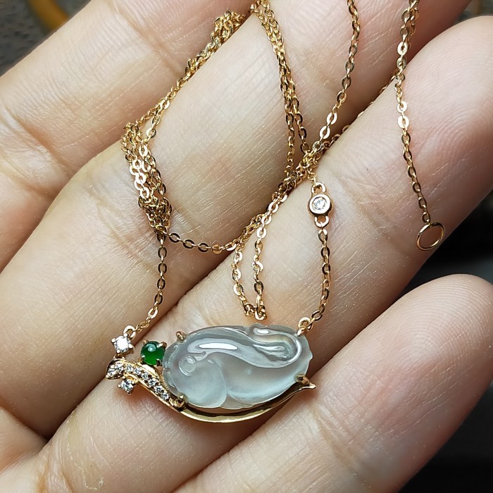 ✨Sale Kalung Giok Burma Icy White Lucky Fish Emas 75  Diamond  Sertifikat Terbatas