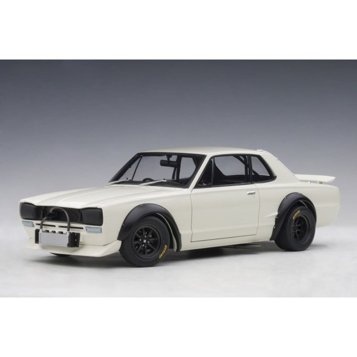 ✨New 1/18 Autoart Nissan Skyline Gtr Kpgc Black White Diecast Miniatur Diskon