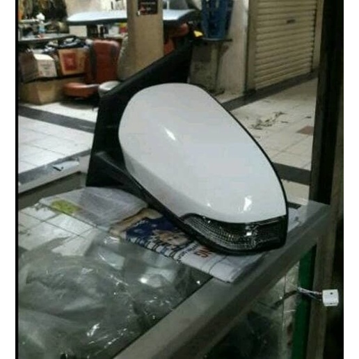 [Ori] Spion Mobil Sigra Seri R Original Daihatsu Asli Bisa Gojek