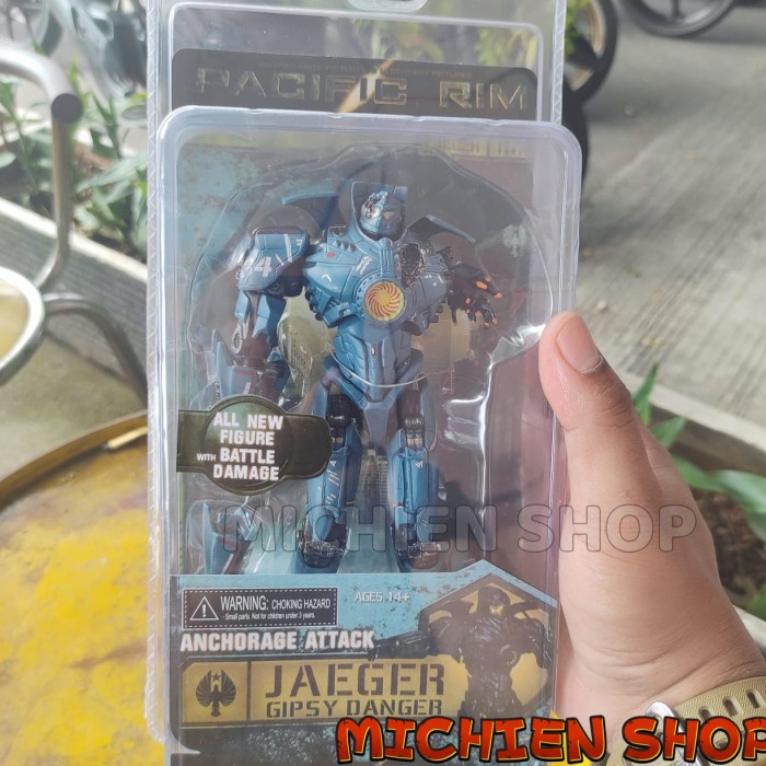 FIGURE ROBOT PACIFIC RIM JAEGER CRIMSON TYPHOON GIPSY DANGER PACIFIC R