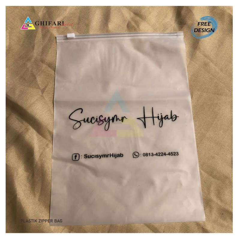 50pcs Zipper bag 20x28cm custom brand Zipper storage plastik kemasan skincare plastik kemasan botol 
