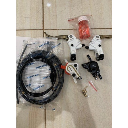 Brakeset shimano m575