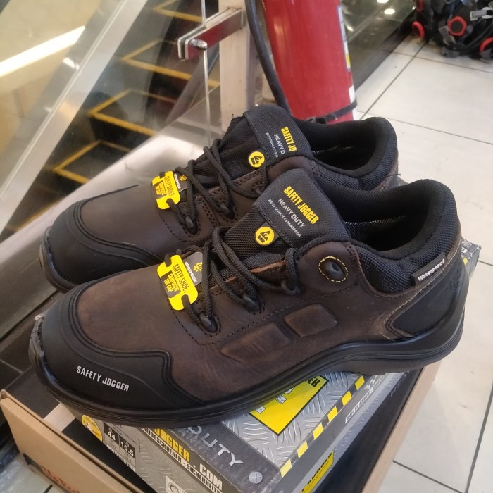 [New Ori] Safety Shoes Jogger Lava Bisa Gojek