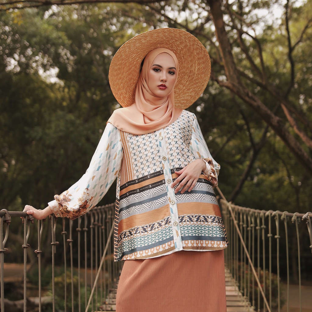 STYLISH MODERN Zuwena Blouse Mustard Sapphire ZS