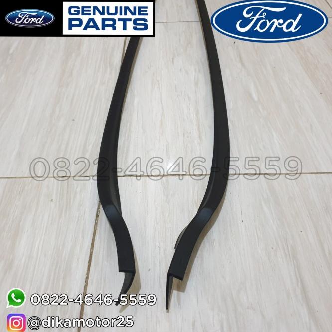 List Kaca / Pelipit Kaca Depan Ford Fiesta Original