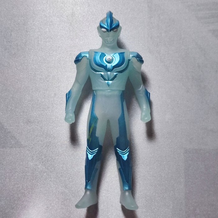 uhs ultraman ginga action figure clear spark doll 14 cm bandai ori telorayampuyuh