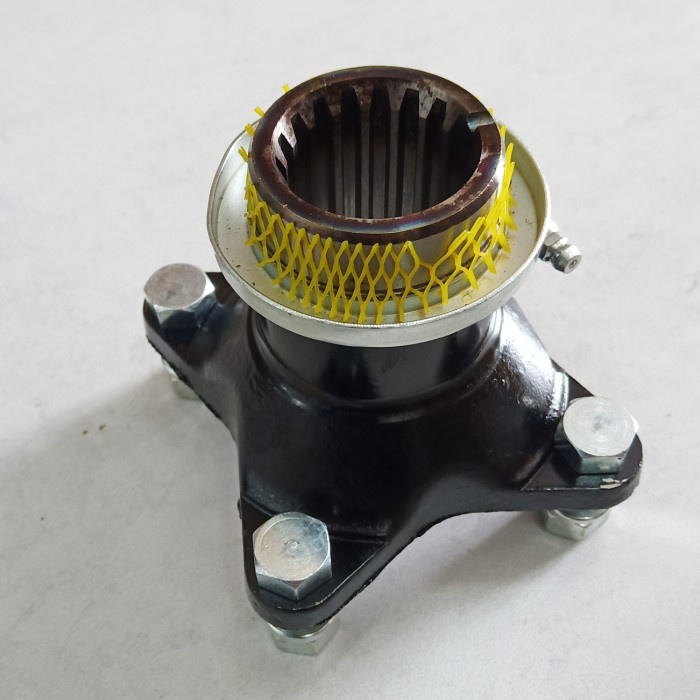 Yoke Flange Joint Pinion Rino 125 HT Canter star