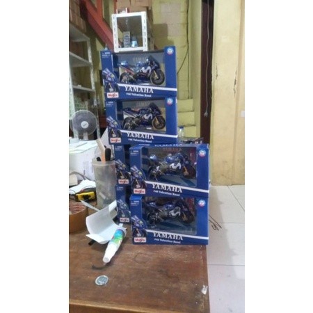 PROMO TERLARIS DIECAST MINIATUR MOTOR GP ROSSI YAMAHA TEAM 2018 MOTOGP TERBARU