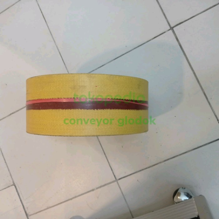 

Ban Mesin Flat Transmission Belt Kuning 4 Inch X 4 Ply / Kanvas Kuning