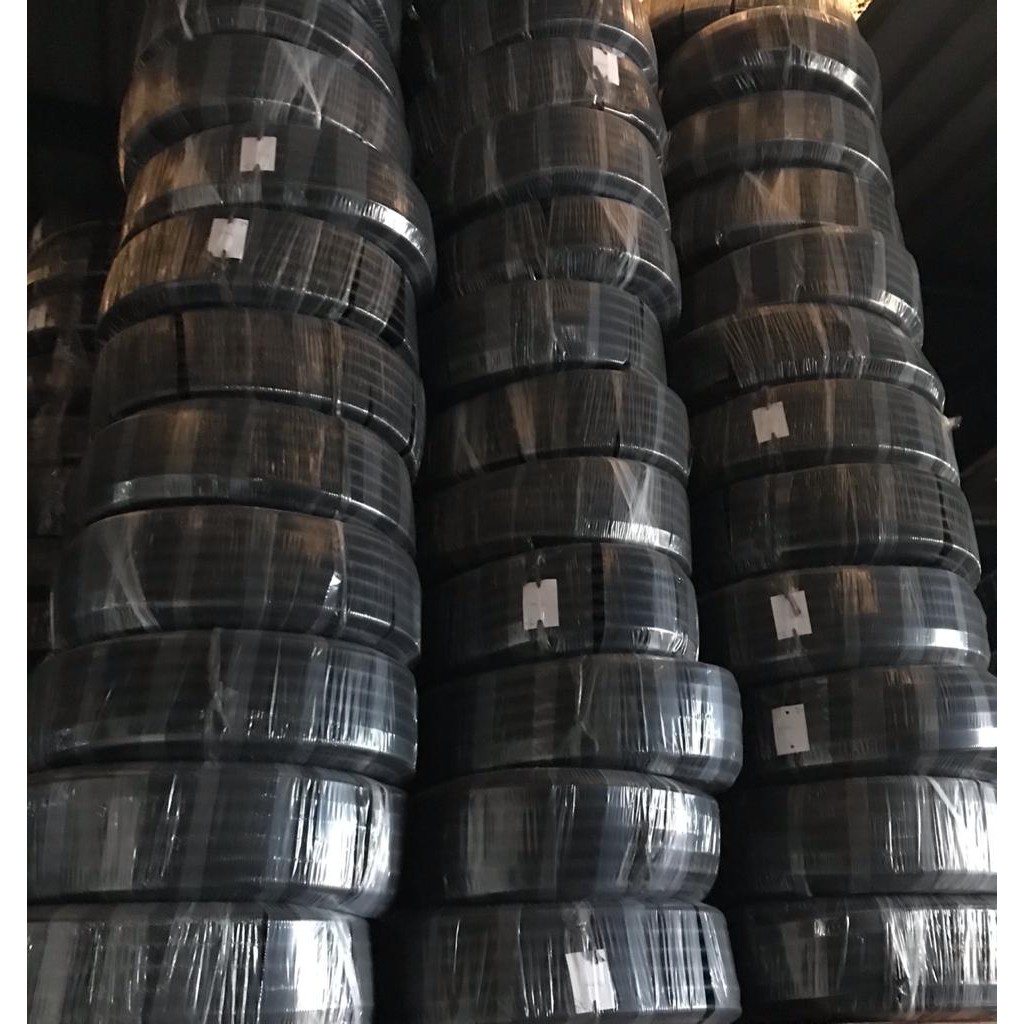 Selang Fleksibel Putih Dan Hitam Spiral Pvc