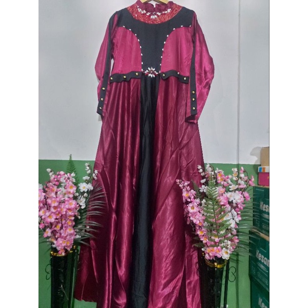 gamis silk hias payet by JS collection