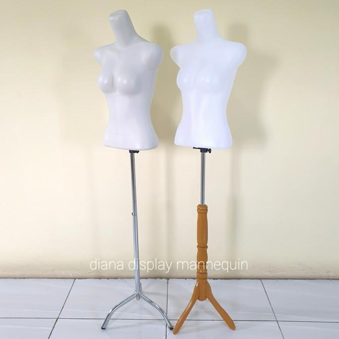 PATUNG MANEKIN WANITA SETENGAH BADAN 1 SET DENGAN KAKI KAYU ATAU BESI Diskon Besar
