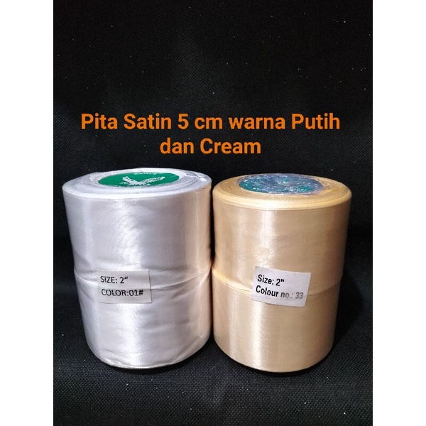 

Pita Satin 5 cm Per Roll 25 Yard / Pita Kado Murah Ukuran 2 inchi