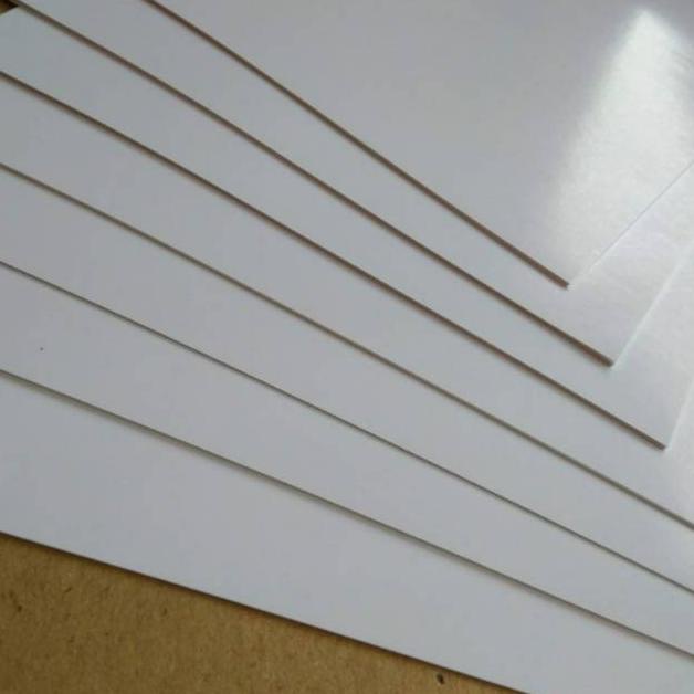 

Terbaru! ( 100 Lembar ) Kertas Art Paper 120 Gsm Ukuran A3+ / 32cm X 48.3cm