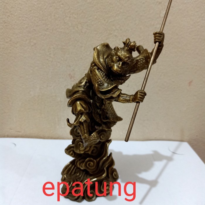 patung dewa rupang dewa kera sakti sun go kong t 23 cm kuningan