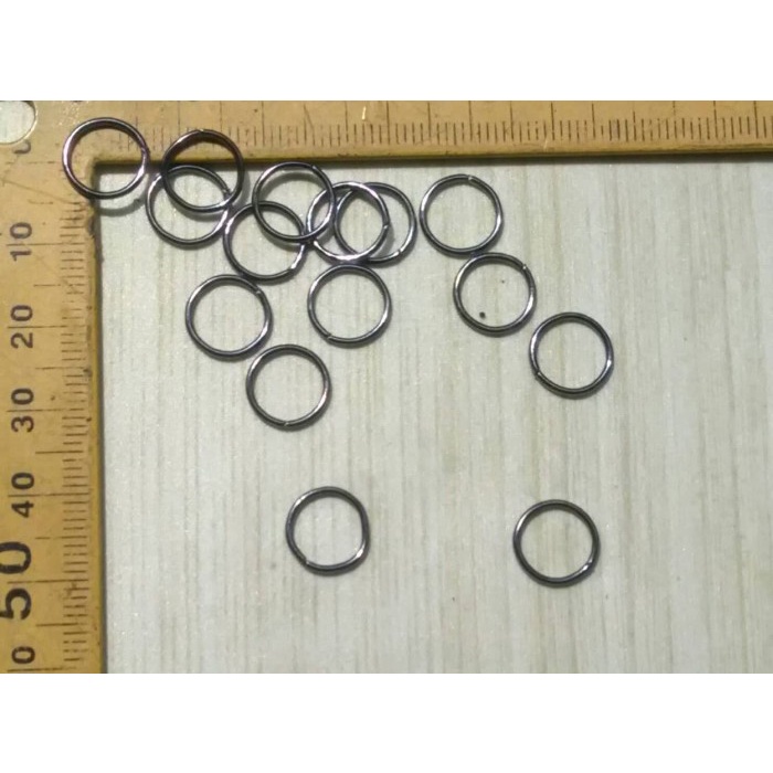 

Ring Bulat 12 mm warna black nikel