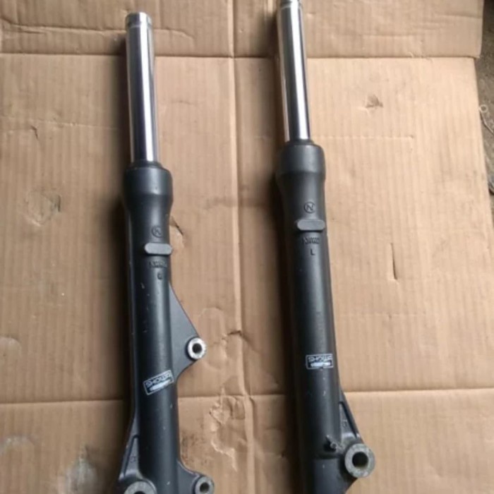 {BEKAS} shockbreaker depan supra x 125 ori Limited