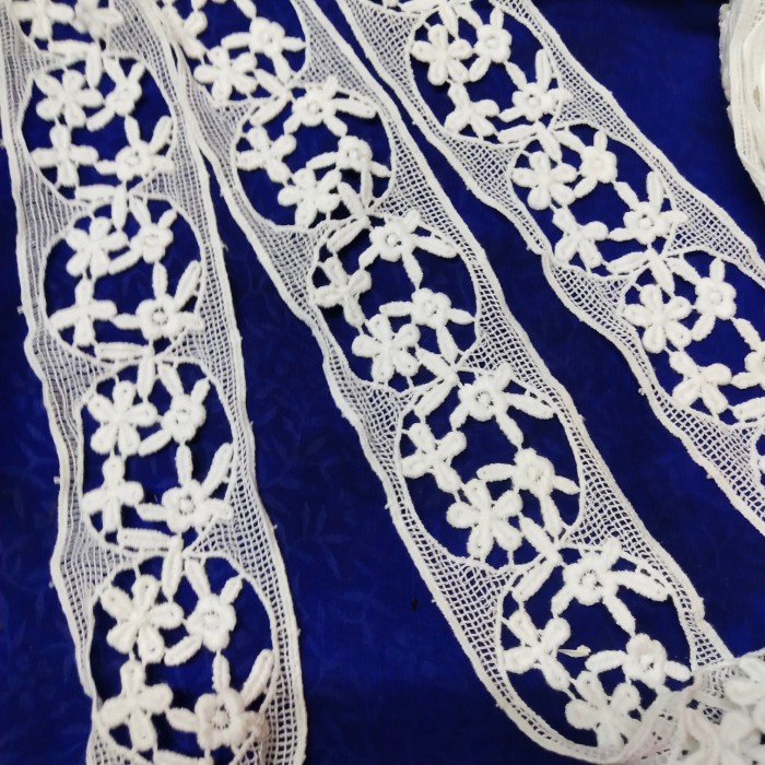 Terbaru Renda Bordir Renda Rajut Renda Putih Tengahan Kembang Promo Terlaris