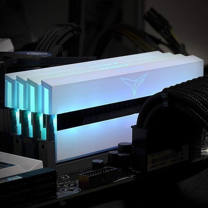 Team T-Force XTREEM ARGB 32GB 2x16GB 3600Mhz Ram PC - White