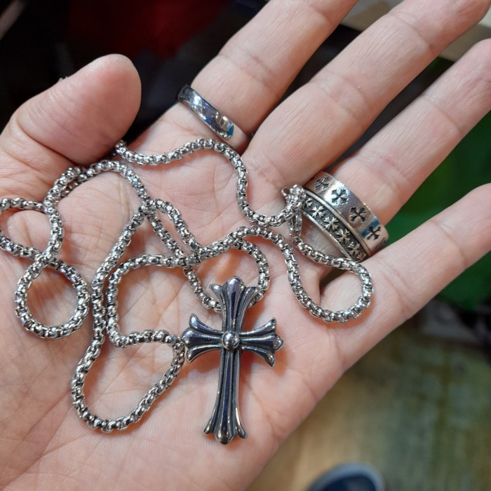 [Baru] Kalung Chrome Hearts Terbatas