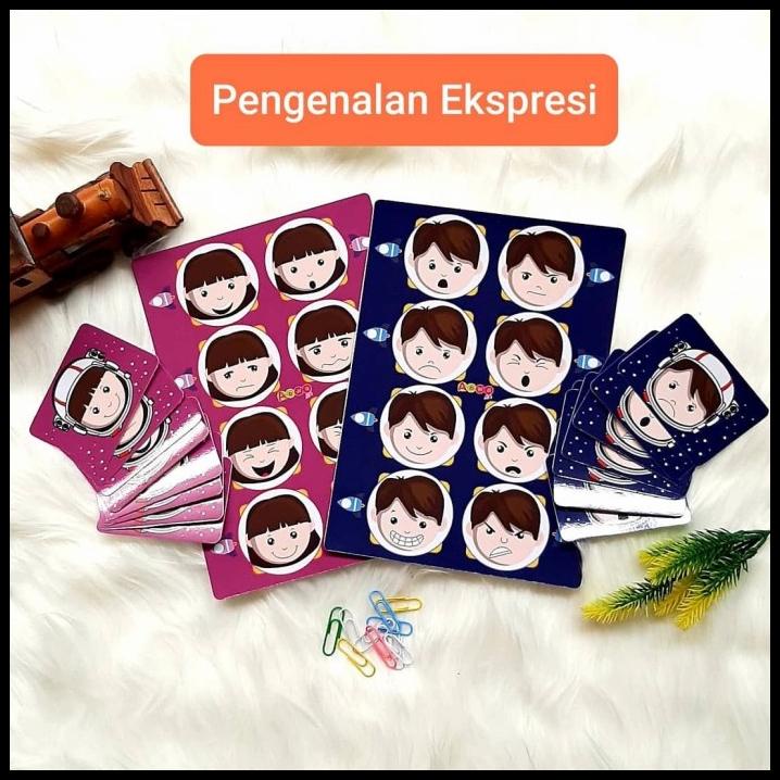 

DISKON MENCOCOKAN EKSPRESI WAJAH ASTRONOT (EMOTICON) PENJEPIT KAYU ABWAKIDS !