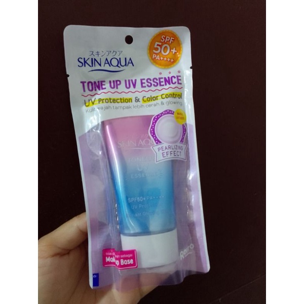 Skin Aqua sunscreen Tone Up