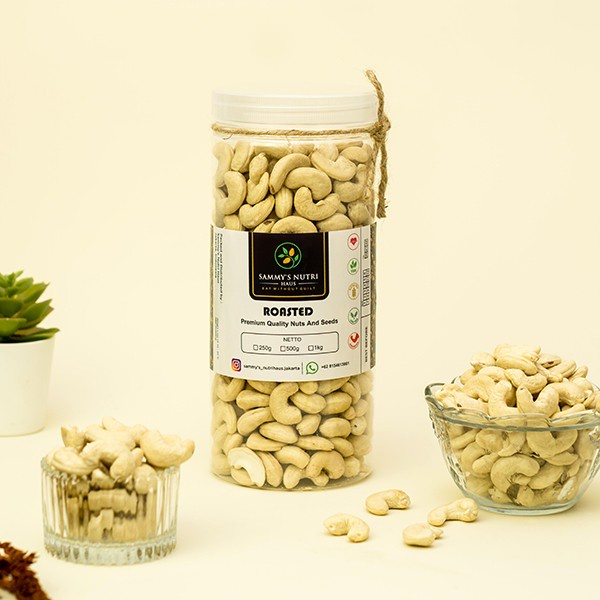 

Roasted Salted Cashew Super W320 500G (Kacang Mede/Mete Panggang Asin)