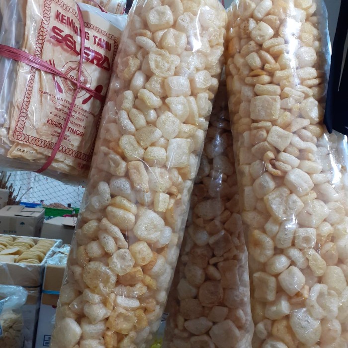 

Kerupuk - Kerupuk Kulit Sayur/ Kerecek 2 Kg(Gojek)