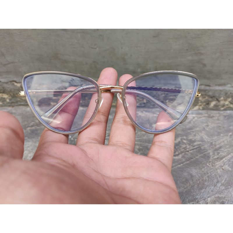 KACAMATA MINUS. KACAMATA CAT EYE. KACAMATA 98525. KACAMATA PHOTOCROMIC