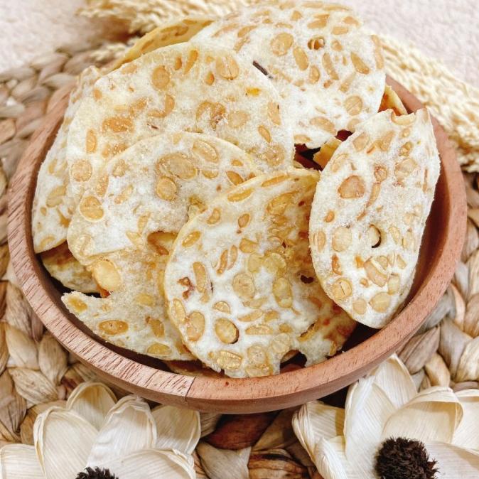

KRIPIK TEMPE PUTIH RENYAH / KRIPIK TEMPE OVEN 1KG H24M