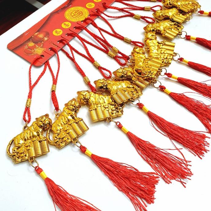

Gantungan Imlek Macan Duid Emas Dekorasi Hiasan Imlek Grosir Murah Berkualitas