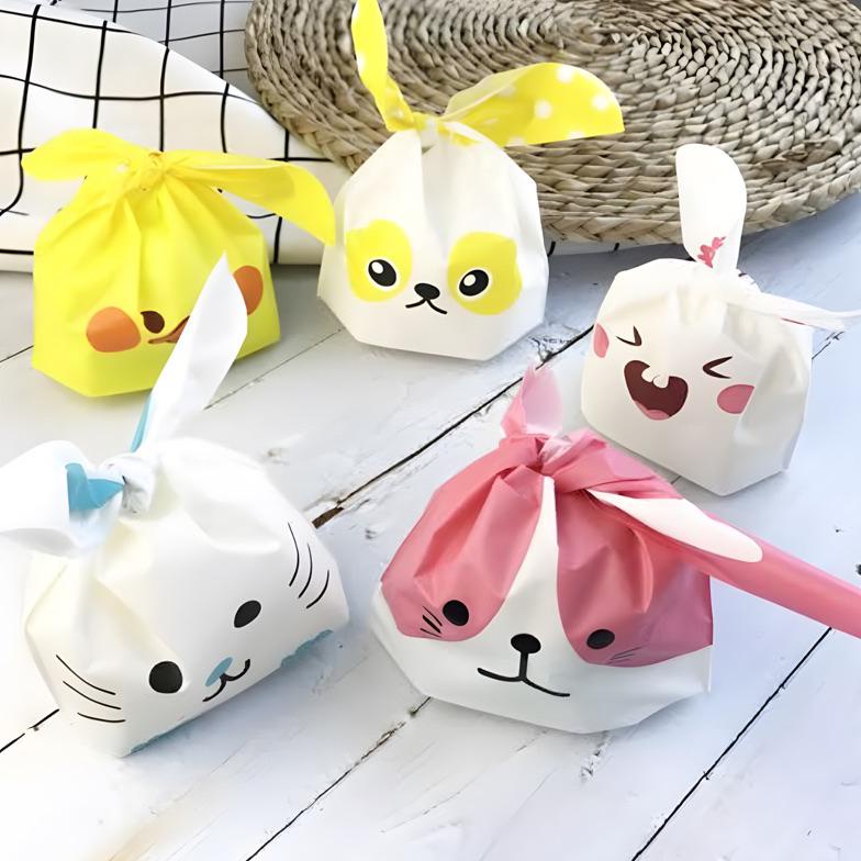 

Ready!!!(COD) PLASTIK SNACK SOUVENIR ULANG TAHUN ISI 10 PCS (UKURAN BESAR)