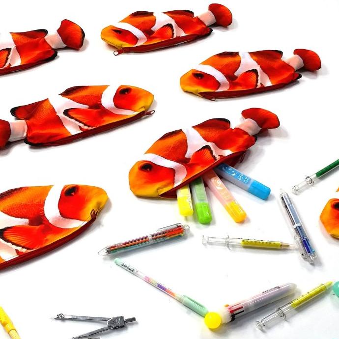 

Tempat Pensil Ikan Nemo Clown Fish untuk penggemar Ikan Hias