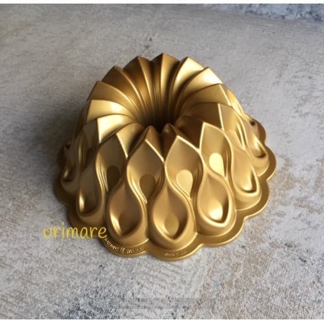 

[Baru] Nordic Ware - Crown Bundt Pan Loyang Kue Diskon