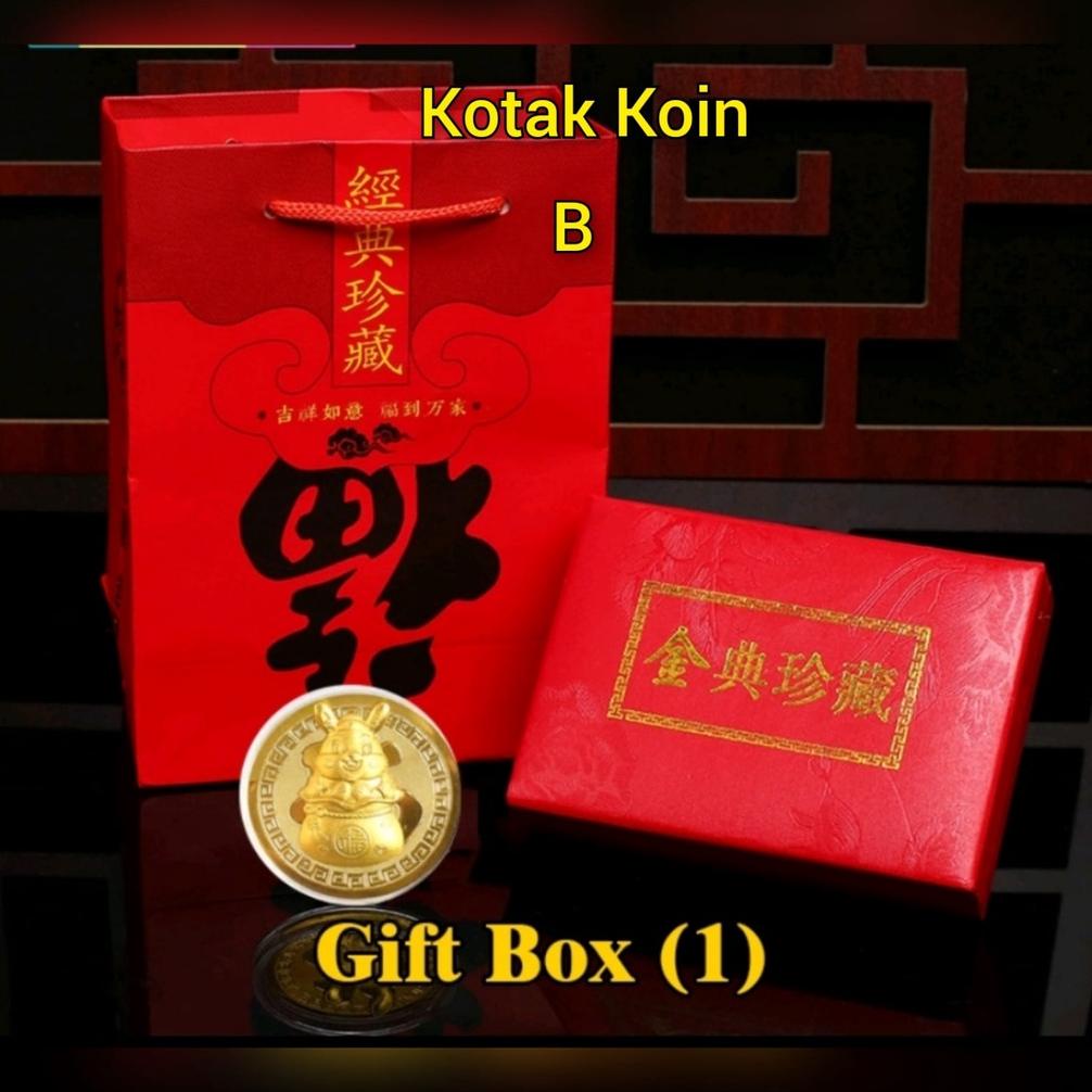 

Sale !! Hadiah / Souvenir Imlek / Kado Imlek Angpao Emas Koin + Kotak + Paper Bag Terlaris