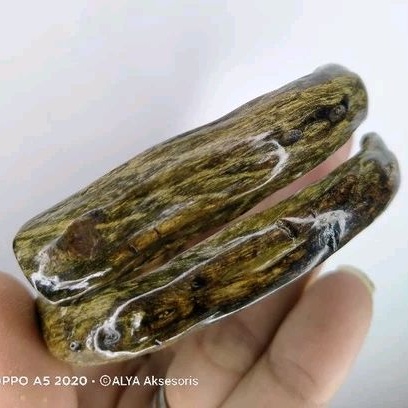 gelang akar bahar brahma