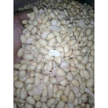 

Biji Kacang Kupas Jumbo Mentah Super 1000 Gr