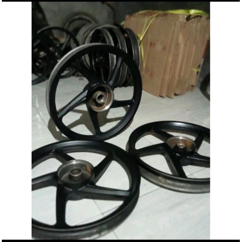velg belakang revo absolut,honda karisma,supra 125 TROMOL original AHM