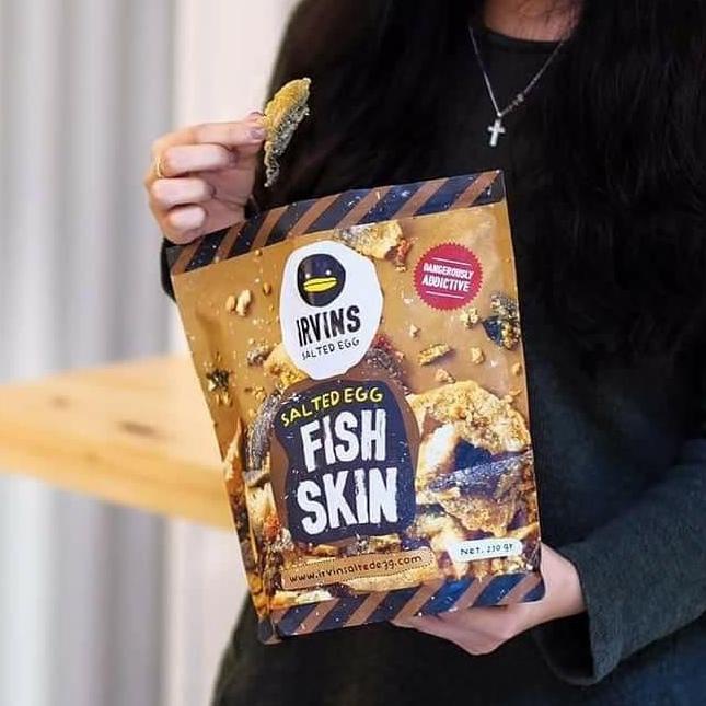 

BIG SALE READY STOCK! IRVINS SALTED EGG FISH SKIN 230 GRAM (SINGAPORE) !!!!!