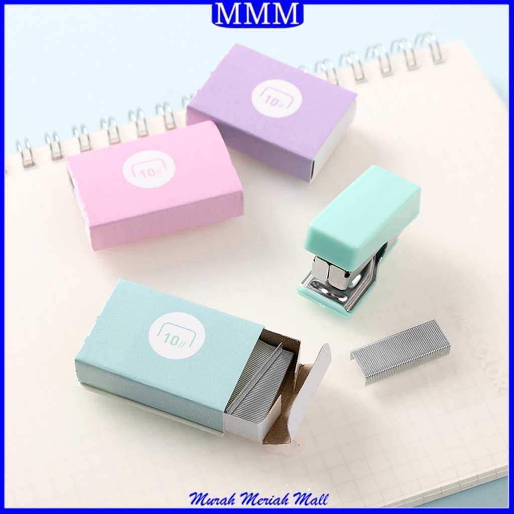 

MMM Set Mini Stapler Macaron Color Staples Mini Ukuran Kecil Unik Kemasan Box Lucu Free Isi Warna Pastel Perlengkapan Kantor Usaha