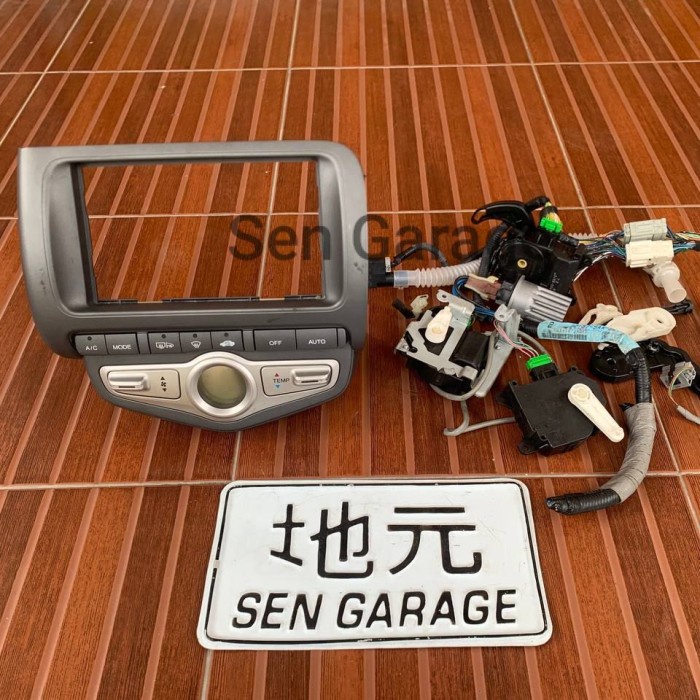 {Second} panel ac digital jazz fit gd3 Berkualitas