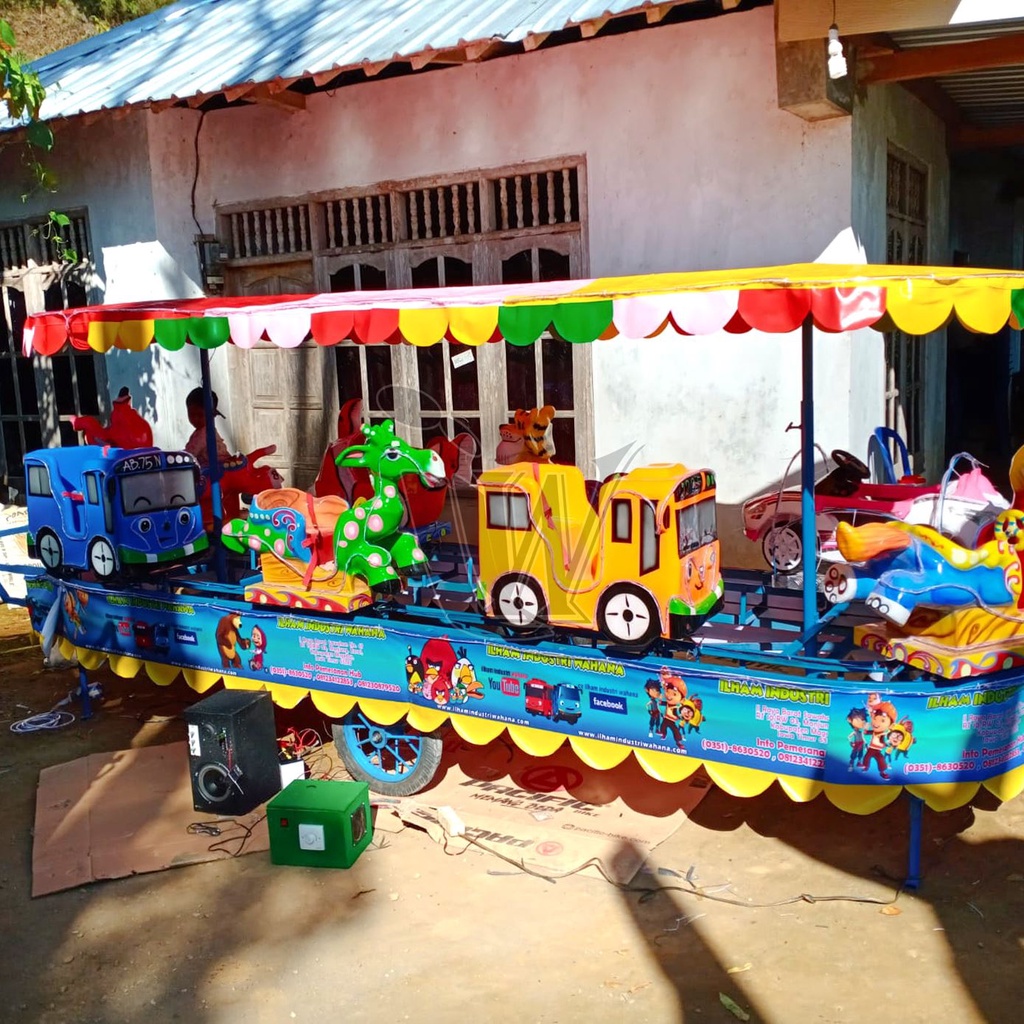 ODONG ODONG KERETA PANGGUNG